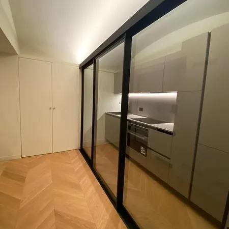 Lagrange 3 Apartment